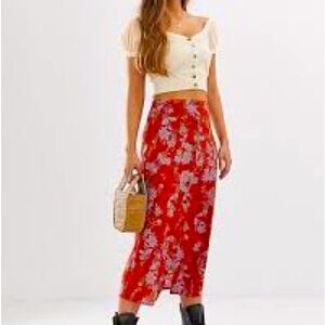Free People red/orange floral skirt. Size 0.